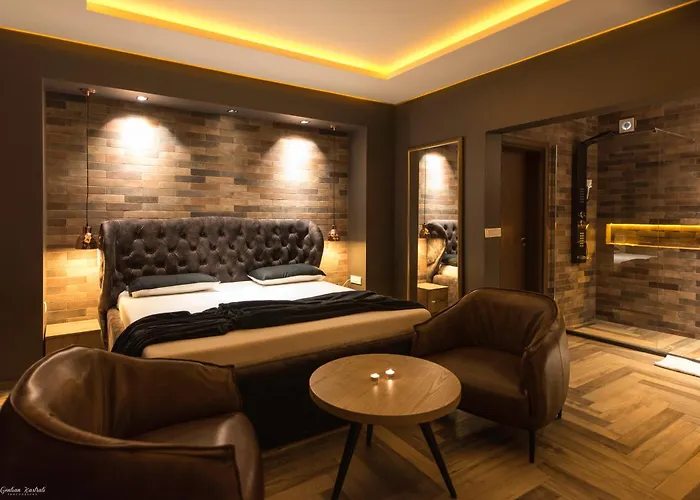 Vera Hotel-Villa