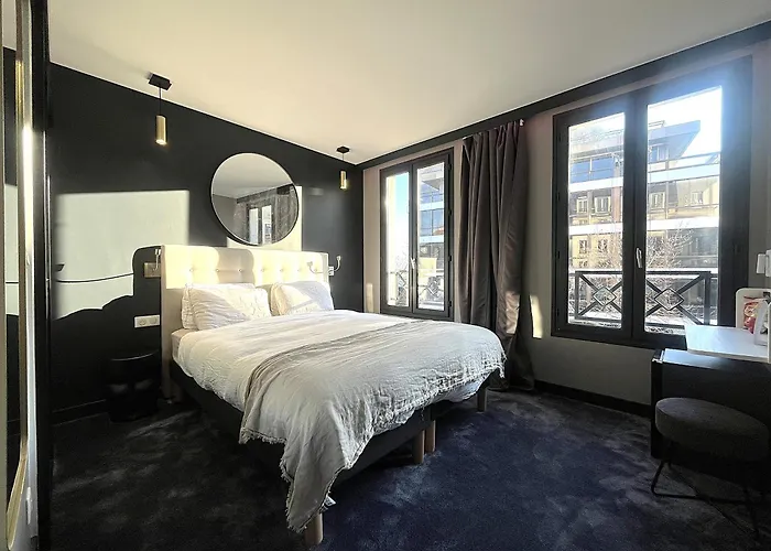 Paris Saint Cloud Hôtel