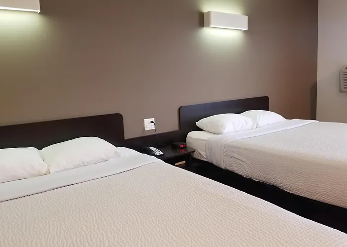 Joys Inn Innisfail, Ab