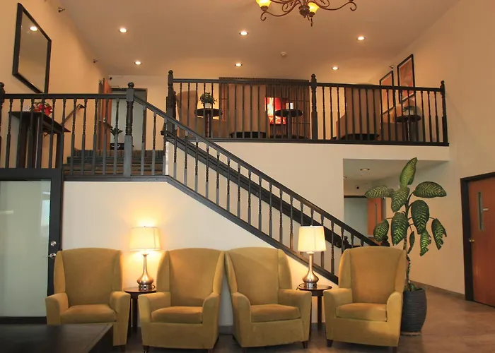 Alliance Hotel & Suites, A Howard Johnson By Wyndham