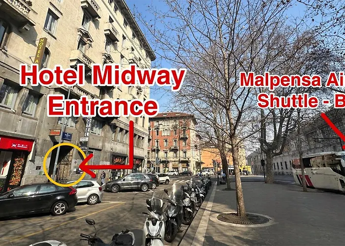 Hotel Midway
