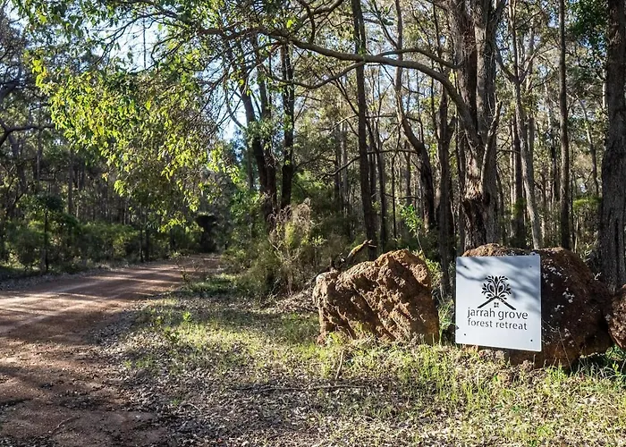 Jarrah Grove Forest Retreat - Adults Only Luxury Chalet