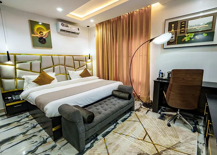 Roston Hotels