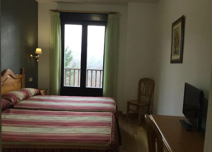 Hotel Cinco Castaños