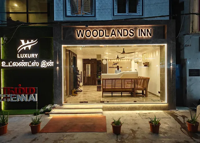 Woodlands Inn