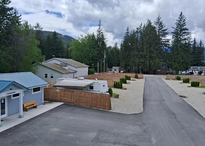 Paradise Motel Sicamous