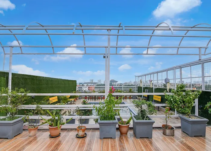 Fabhotel Prime Eco Park - New Town