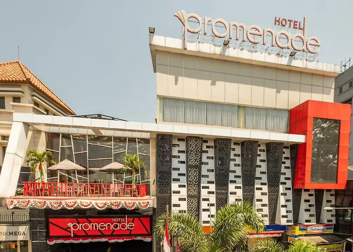 Townhouse Oak Cihampelas Near Ciwalk Formerly Promenade Hotel