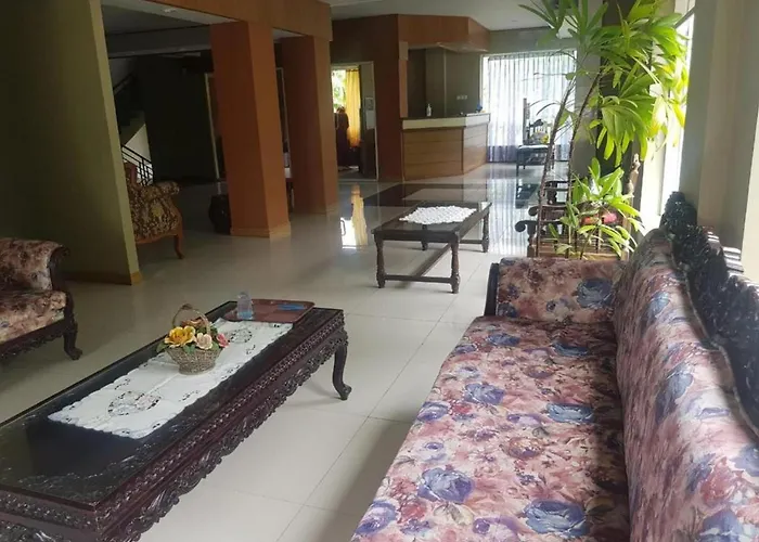Hotel O Rumah Massagena Syariah Near Gedung Olahraga Enrekang