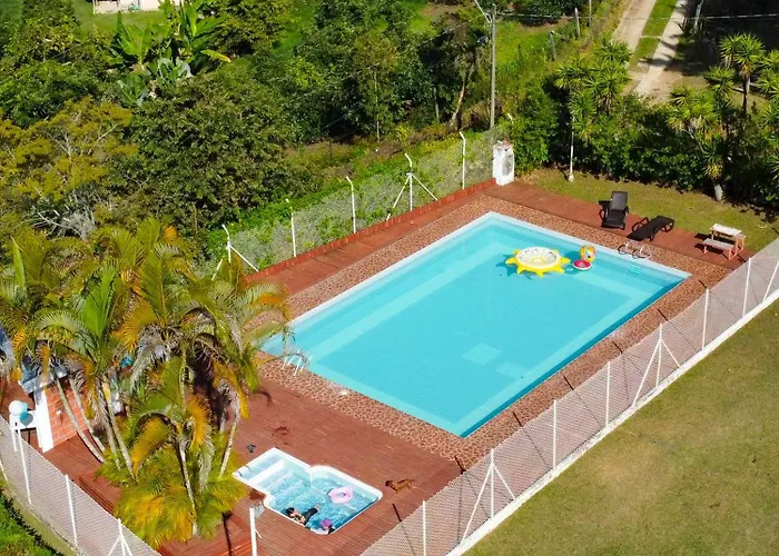 Hotel Campestre Alto lindo en Guatapé