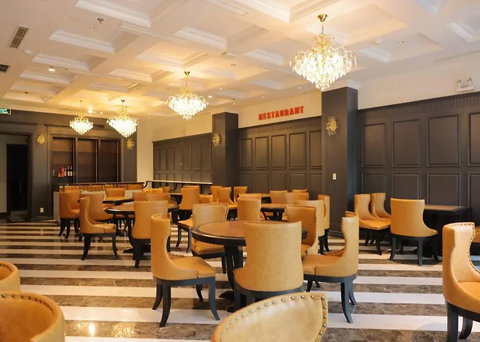 Khách sạn Solis Hotel