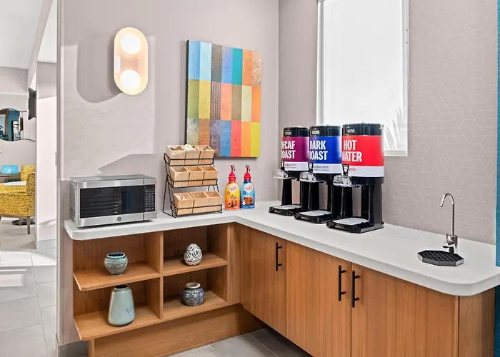 Hampton Inn By Hilton Costa Mesa Newport Beach