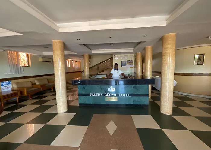 Palema Crown Hotel