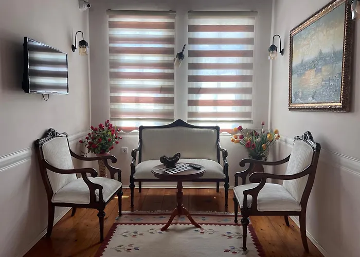 Demiroez Konak Otel