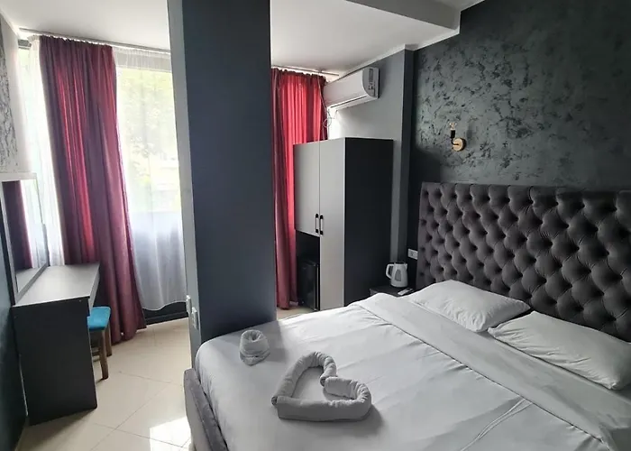 Hotel Fama