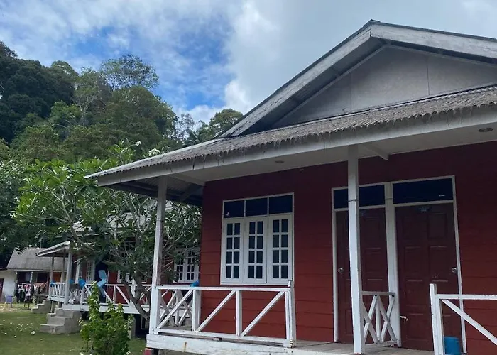 Beach Chalet - Fauna Teluk Dalam