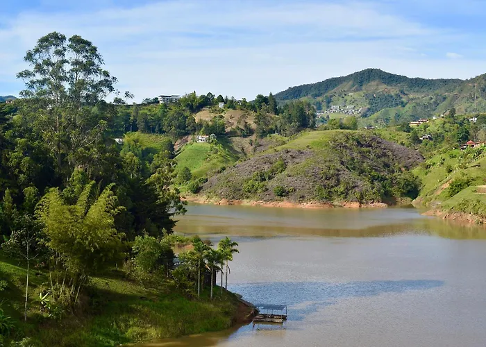 Rooca Habitat Guatape