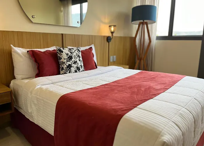 Hotel Cinco Diamantes
