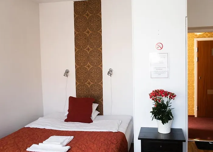 Hotel Homeland