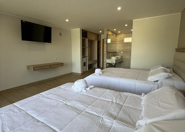 Hotel El Condor