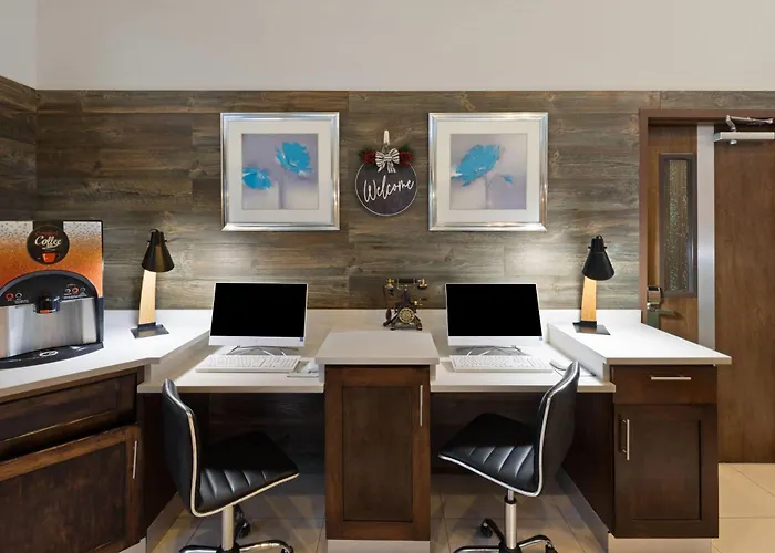 Ramada By Wyndham El Paso