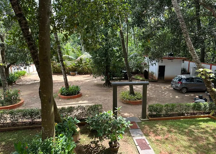Vala House