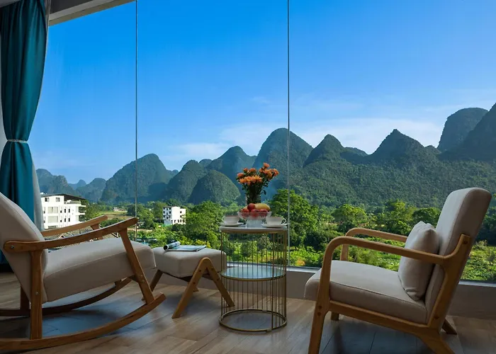 Yangshuo Lakeside Inn