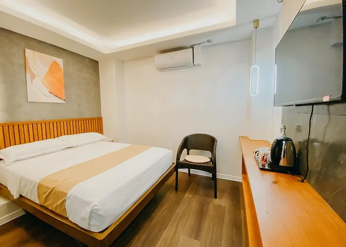 Lix Hotel Surigao