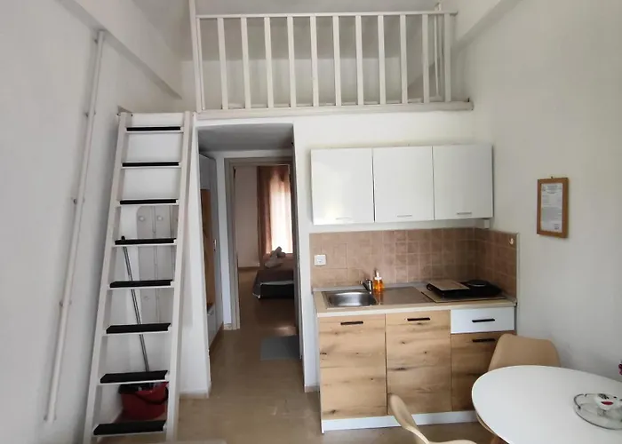 Perix House