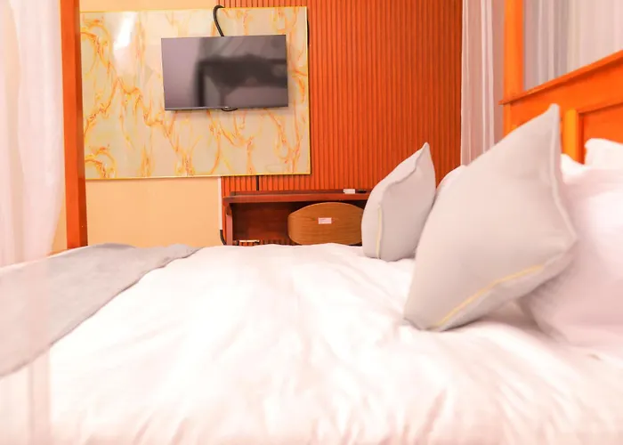 Country Sights Hotel, Bulisa