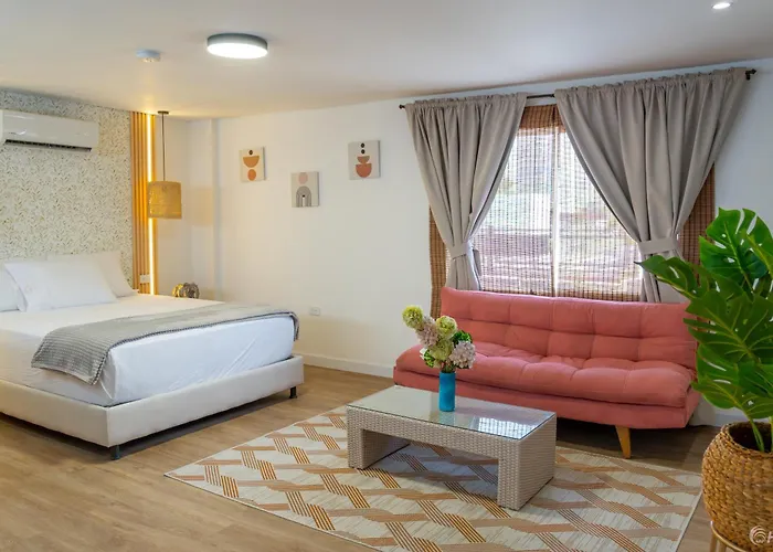 Casana Rosa Hotel