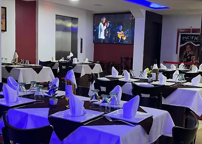 Hotel Leblanc Suites