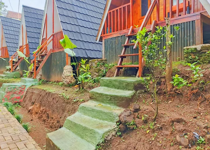 Valley Ciater Subang Mitra Reddoorz