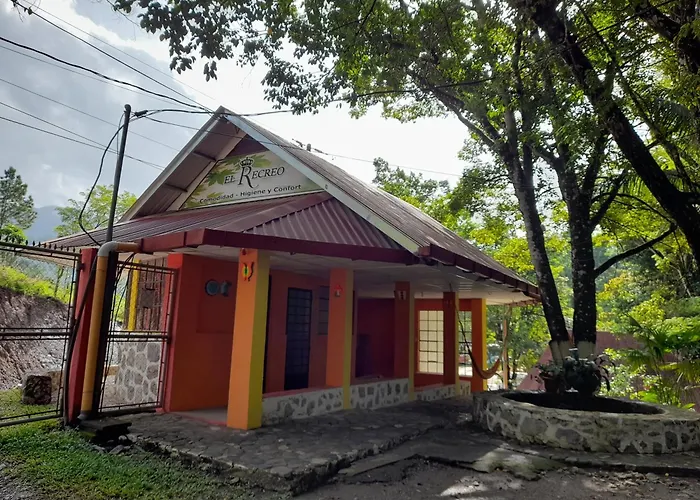 Hotel El Recreo Lanquín-Champey