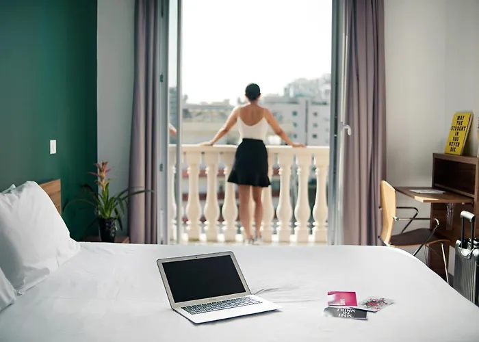 The Social Hub Paris La Défense Extended Stay