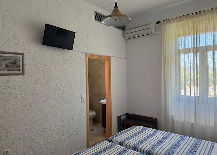 Pythais Hotel