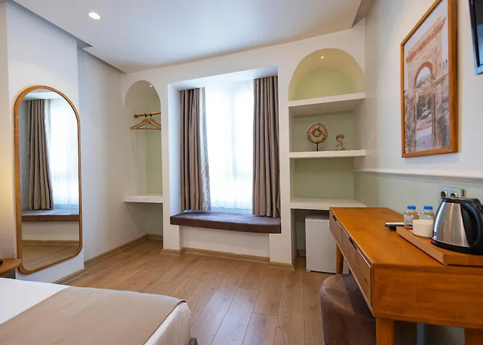 Meshk Airport Hotel
