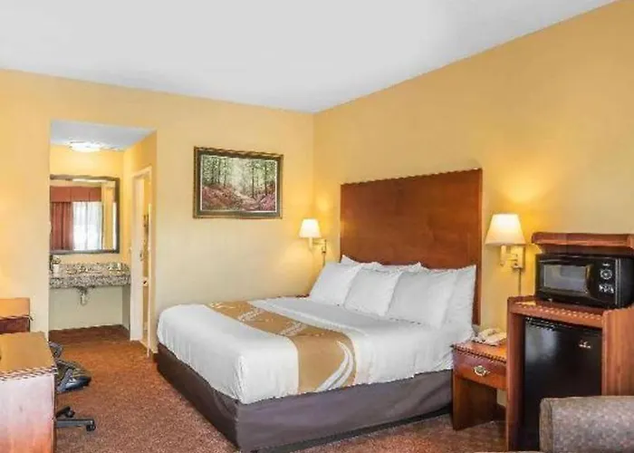 Quality Inn Calera I-65 Exit 231