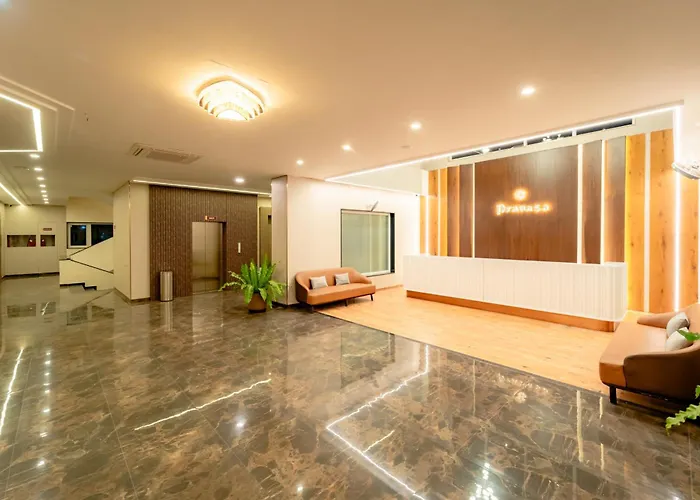Pravasa Hotel Vijayapura