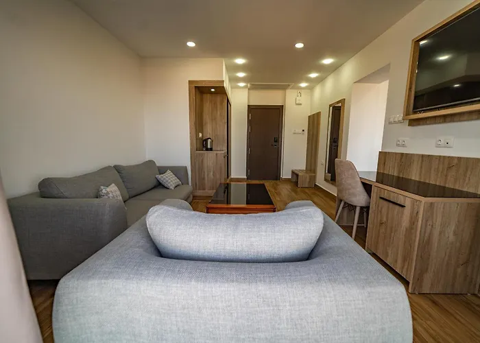 Hotel Rais