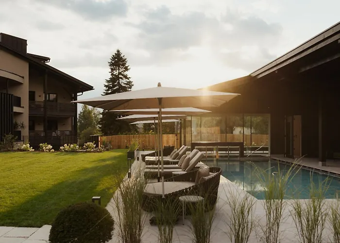 Waldrast - Forestside Living