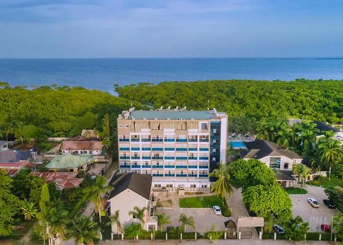 Tanga Beach Resort & Spa