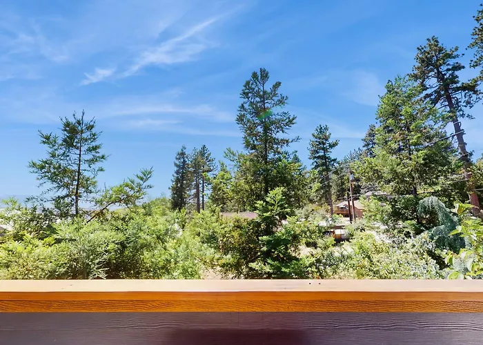Deerhaven Lodge B
