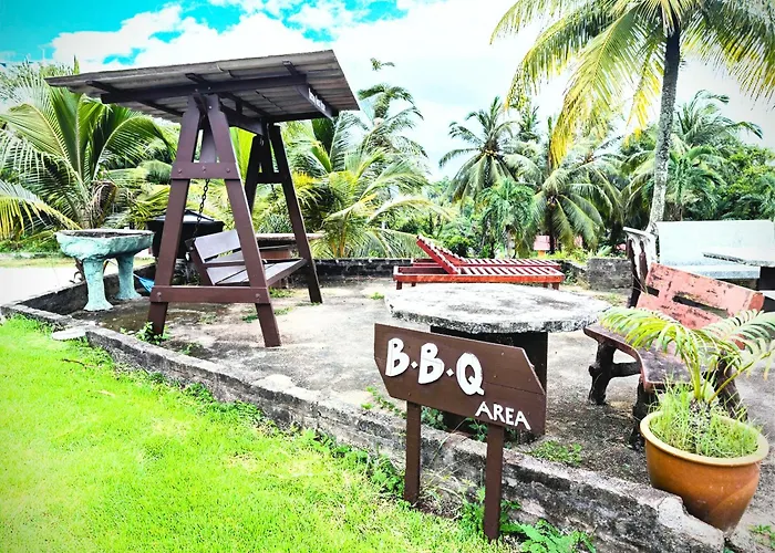Marang Guesthouse Resort