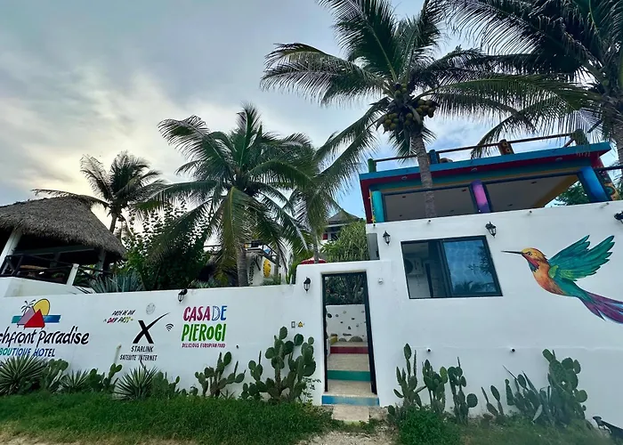 Beachfront Paradise Boutique Hotel - Alebrijes Jacuzzi Villa