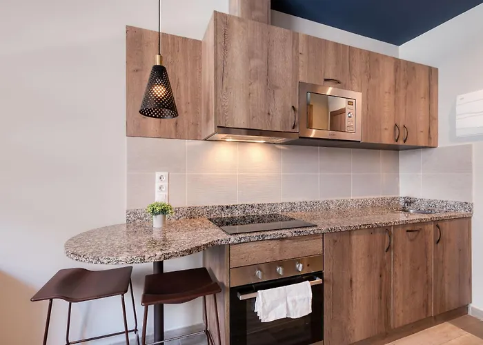 Livensa Living Studios Valencia Marina Real