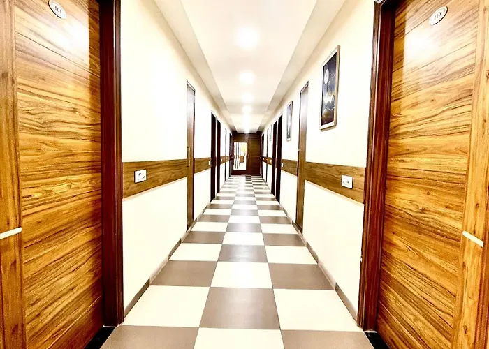 Hotel Woodlark Zirakpur II A Peaceful Stay I Travelers Choice I Best For Family And Group
