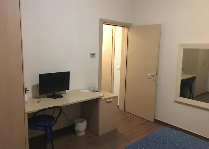 Blue Hotel
