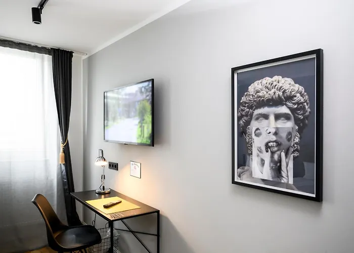Nikii City Hotel