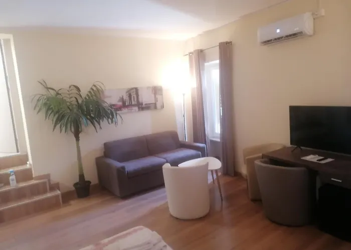 Hotel Lonatino